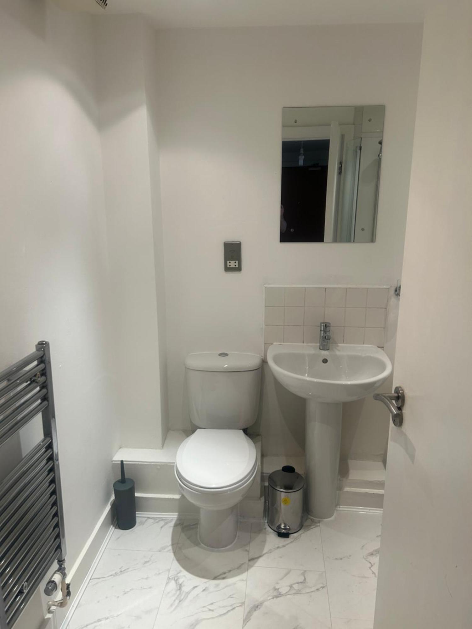 Spacious And Cosy Entire Flat
