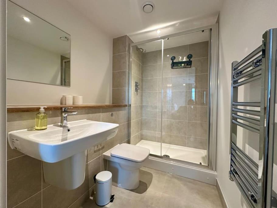 Apartment Beautiful Waterside Near Old Trafford