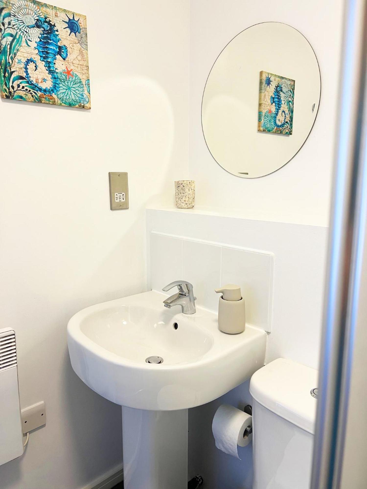 2 Bed Sportcity Opposite Etihad Stadium & Coop Live Apartment Manchester