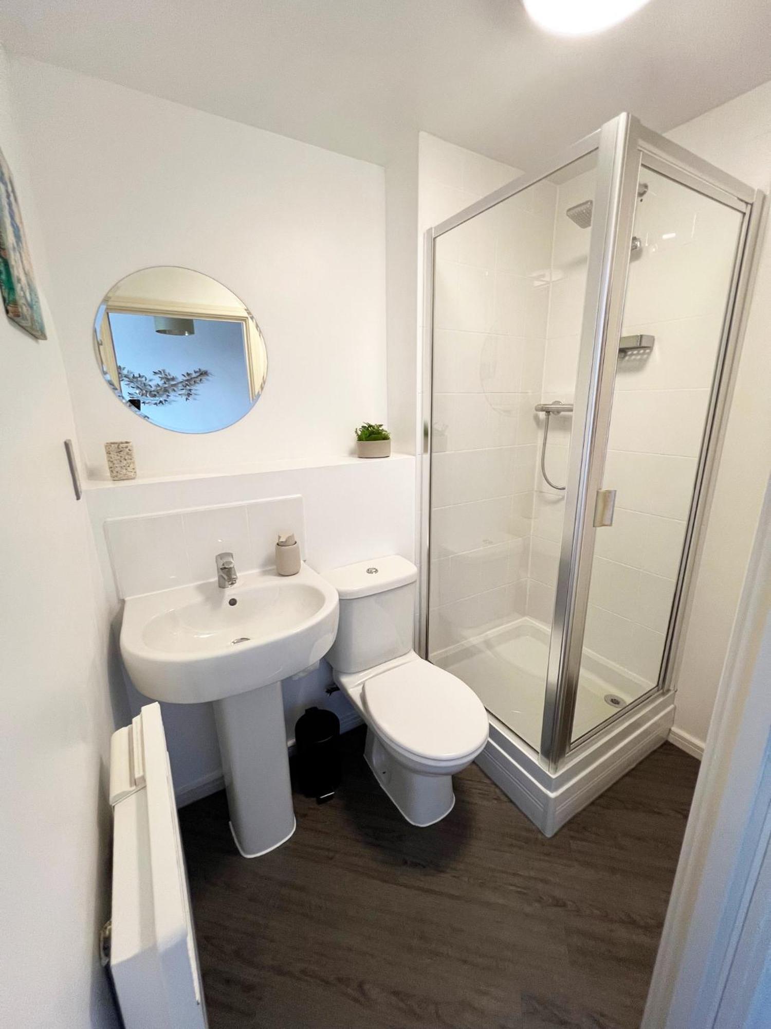 2 Bed Sportcity Opposite Etihad Stadium & Coop Live *