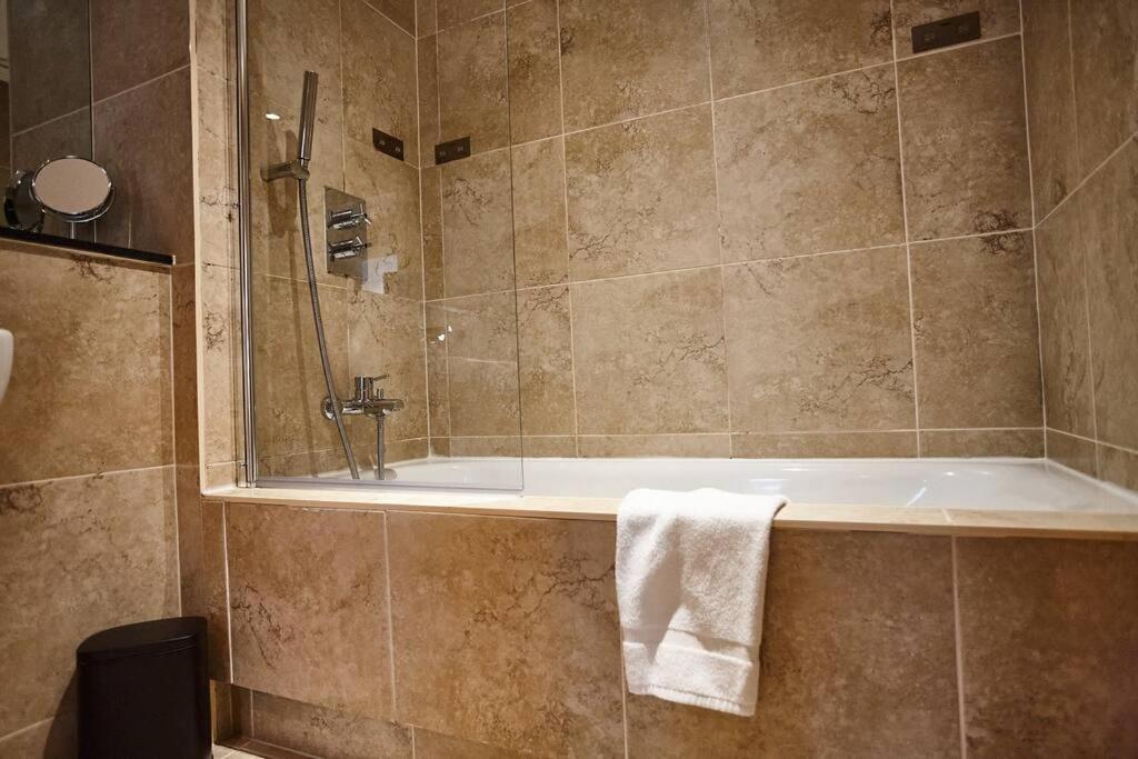 The Diamond Apartment Manchester