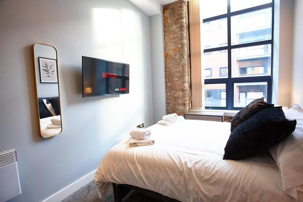 The Diamond Apartment