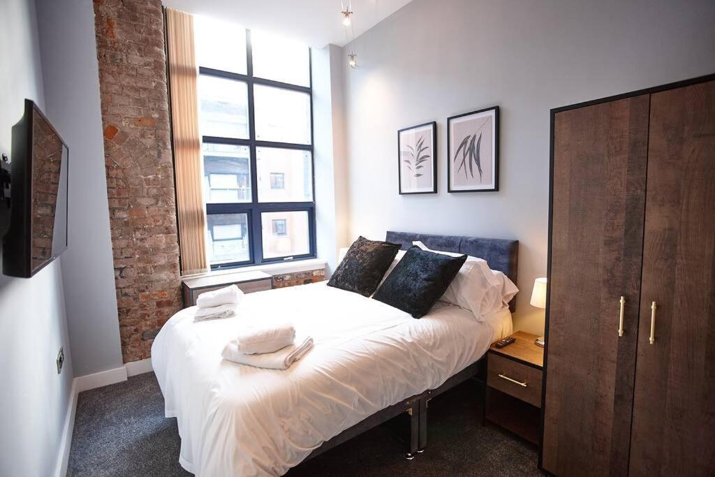 The Diamond Apartment