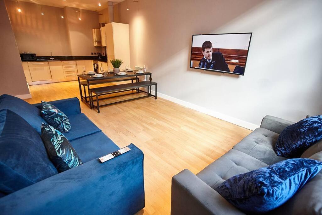 The Diamond Apartment *