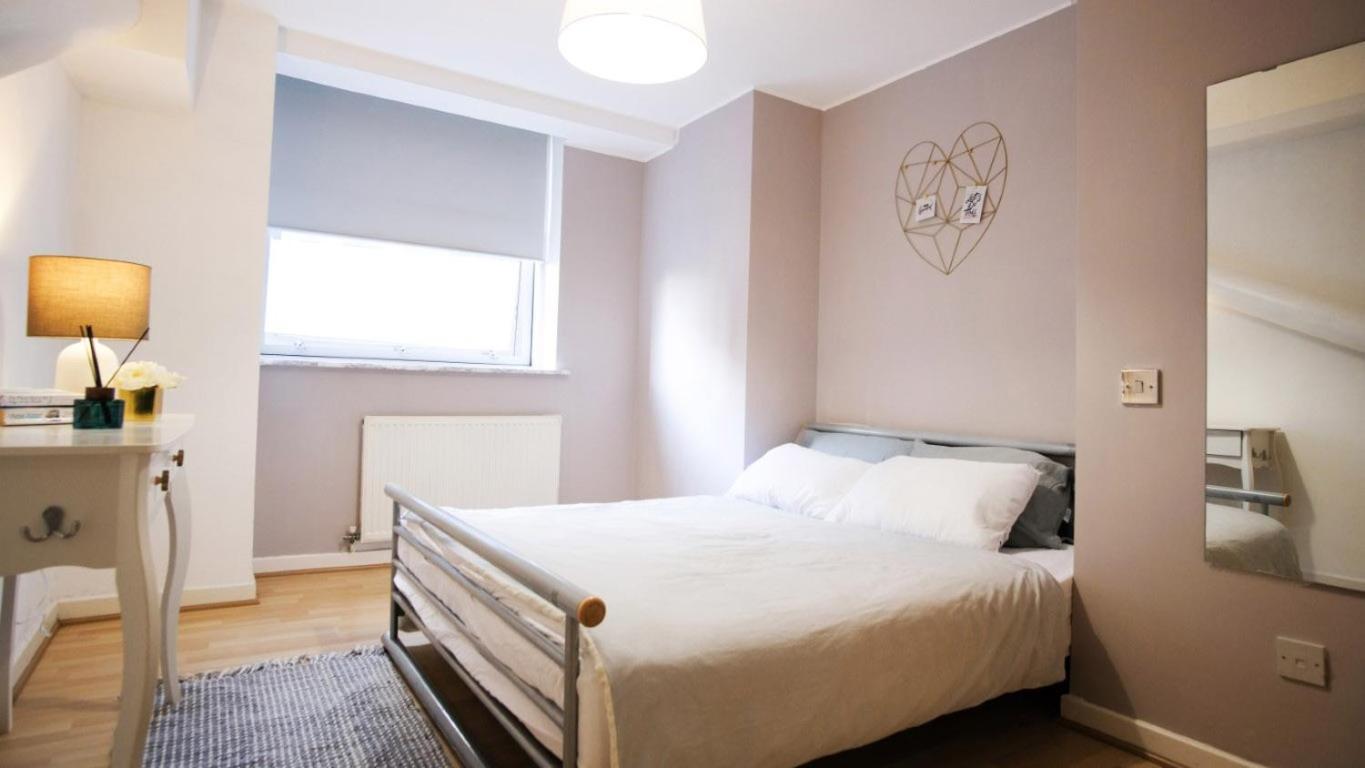 Spacious Centre 5 Guests Long Apartment