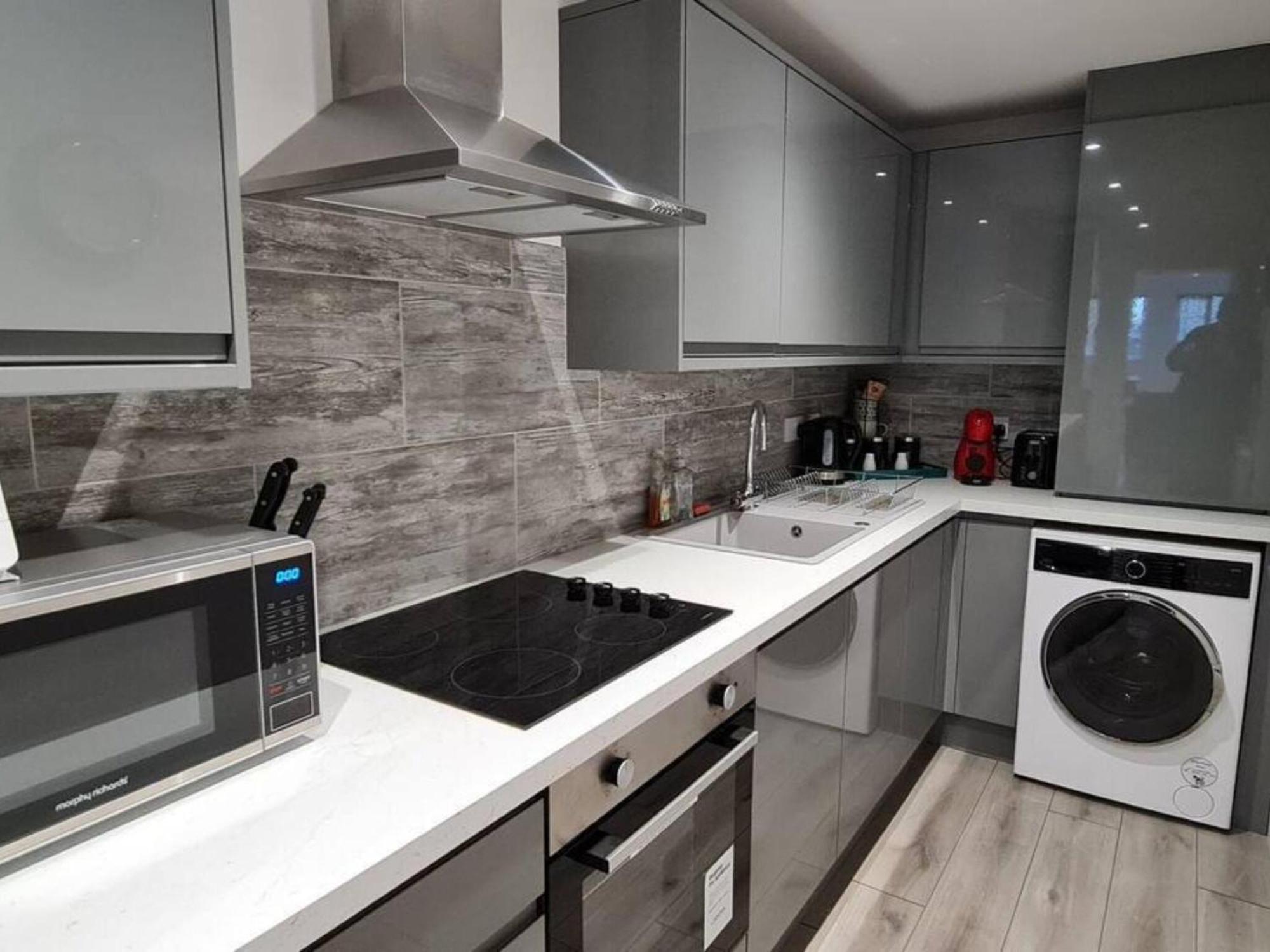 The Ecclesian Deluxe Near Trafford Centre Eccles Train Station Apartment Manchester
