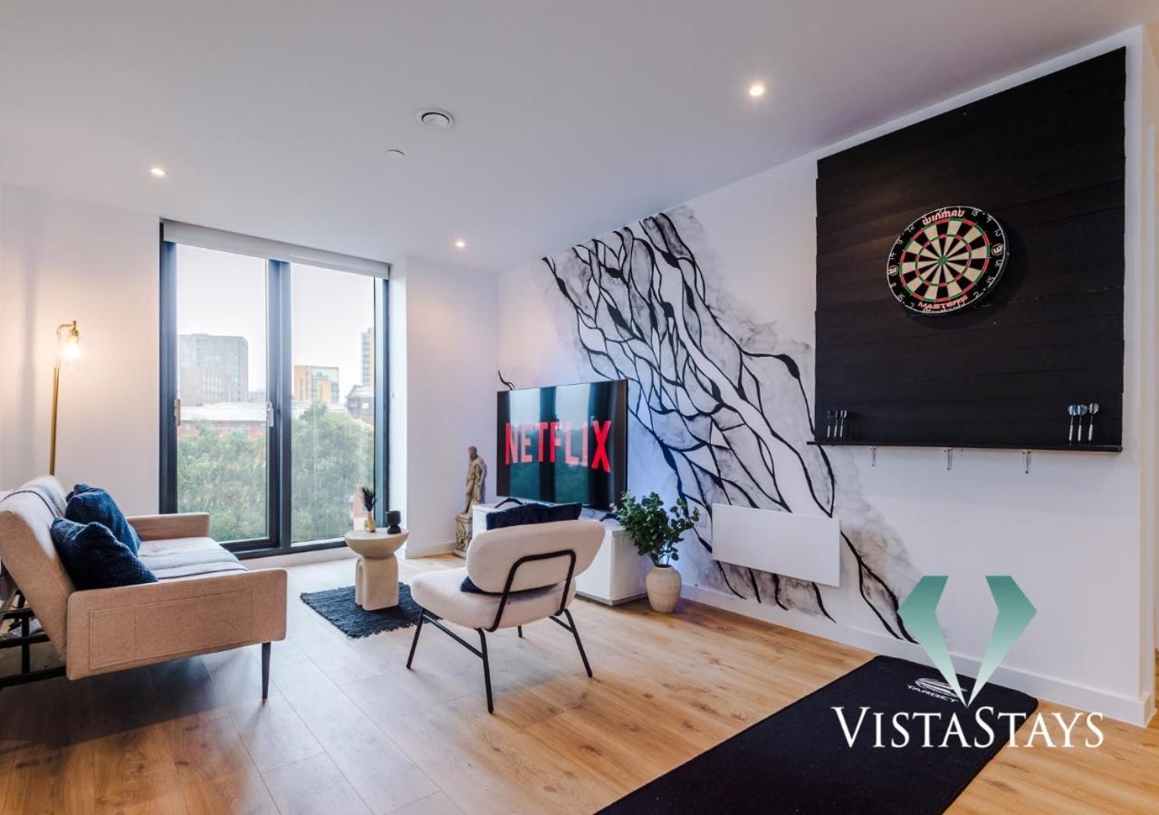 Apartment Modern Stoic 2 Bed With Dart Board By Vista Short Lets