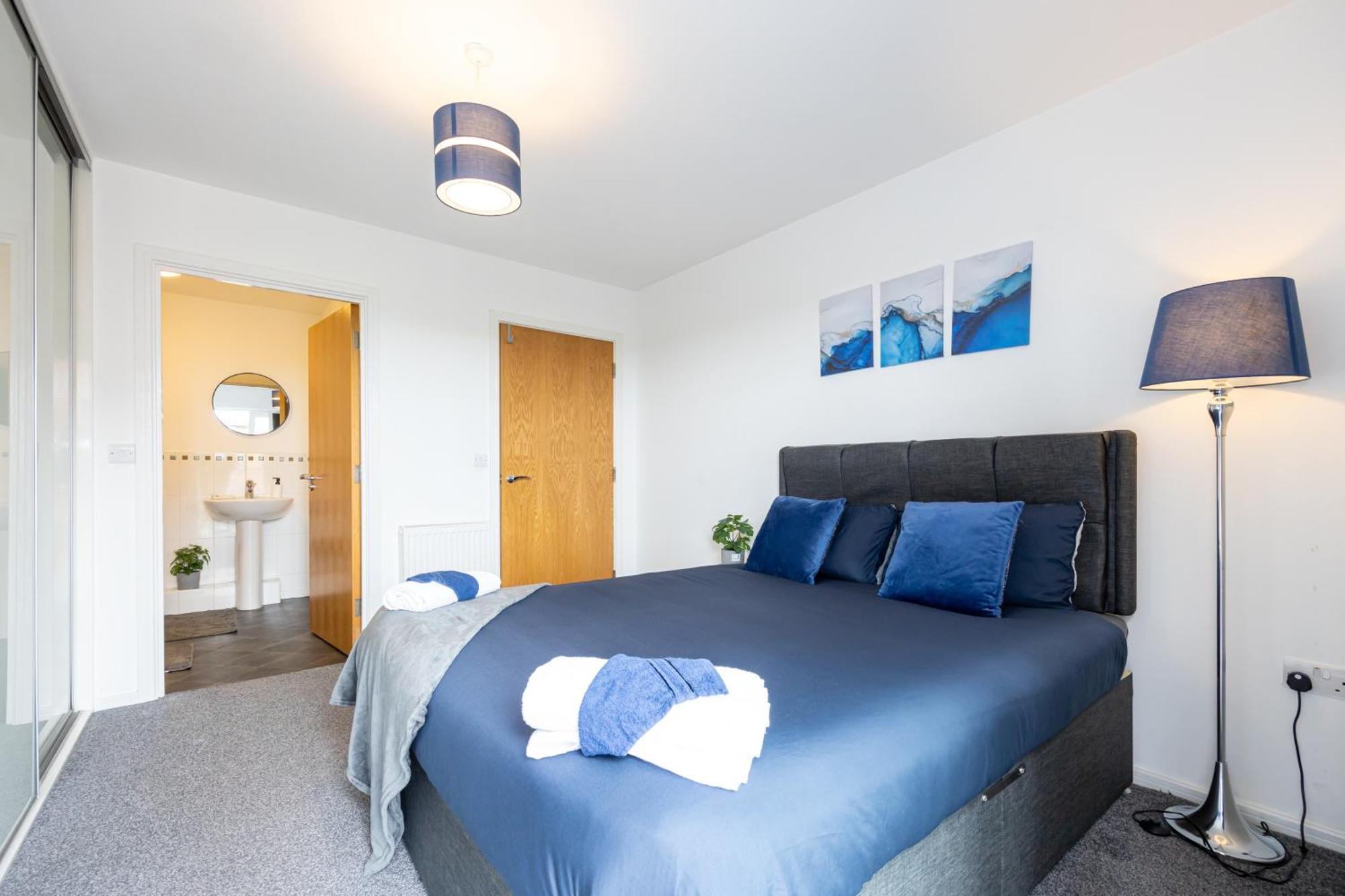 Apartment Manchester, Etihad Stadium View , Coop Live, Modern 2 Bed Apartment, *