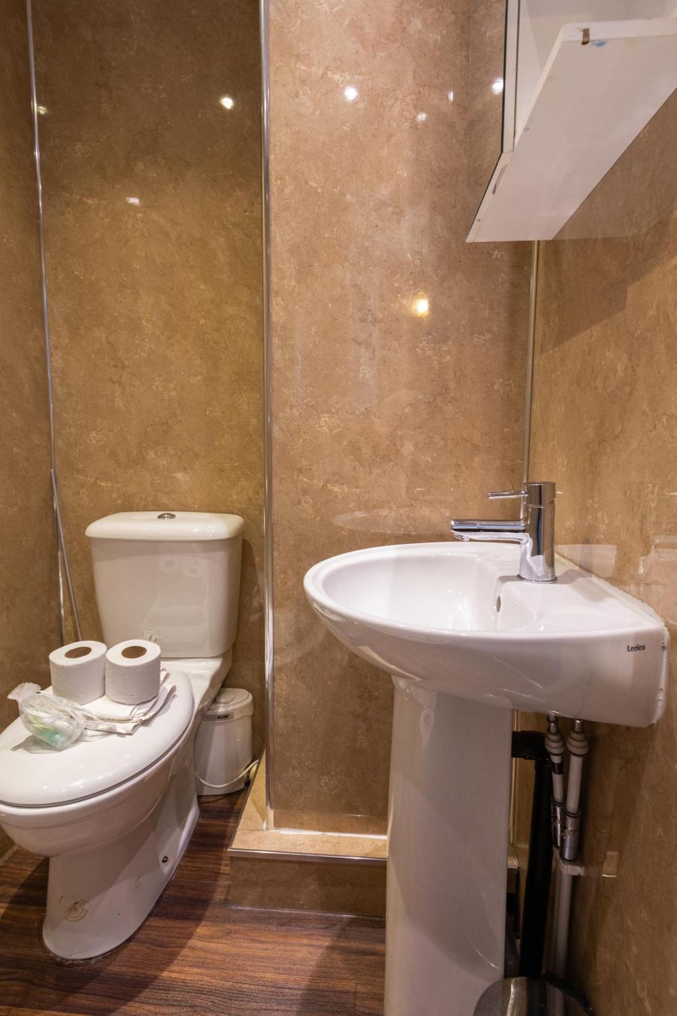 Homely Ensuite Near Centre *