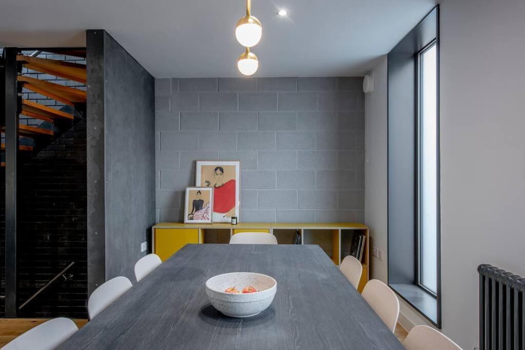 Free Parking - Roof Terrace - Luxury Townhouse *
