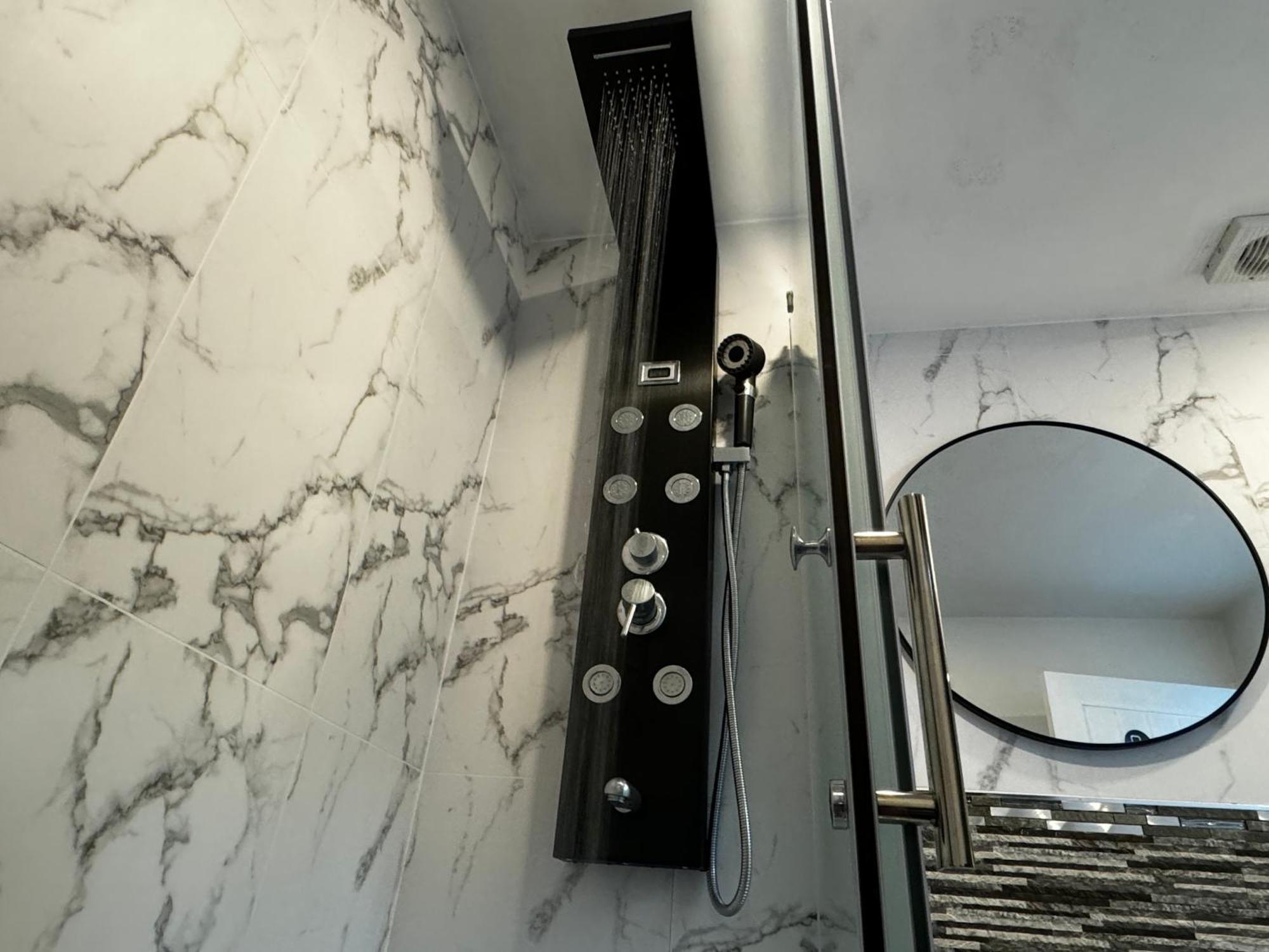 Apartment Luxury Spacious Modern Near Centre