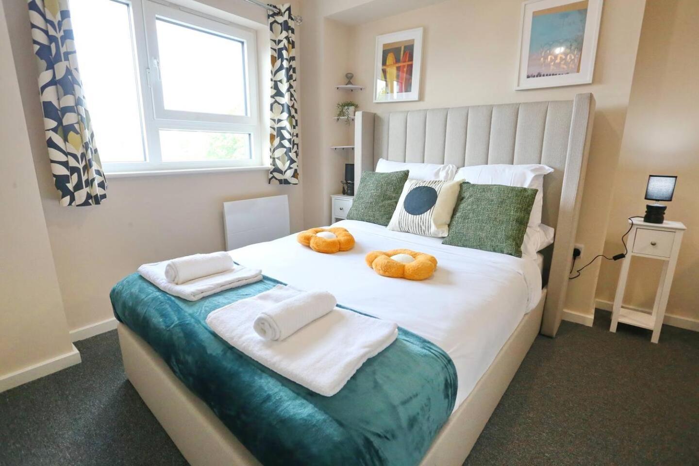 Pass The Keys Free Parking New Build Mins From Manc Old Traff * Manchester