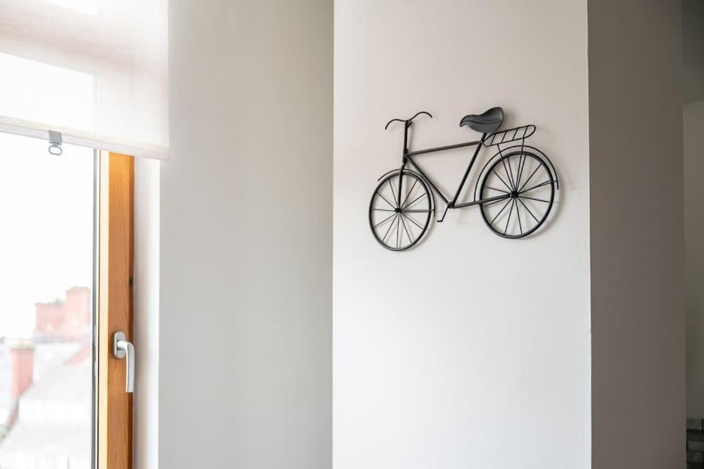 Piccadilly Luxury Three Bedroom