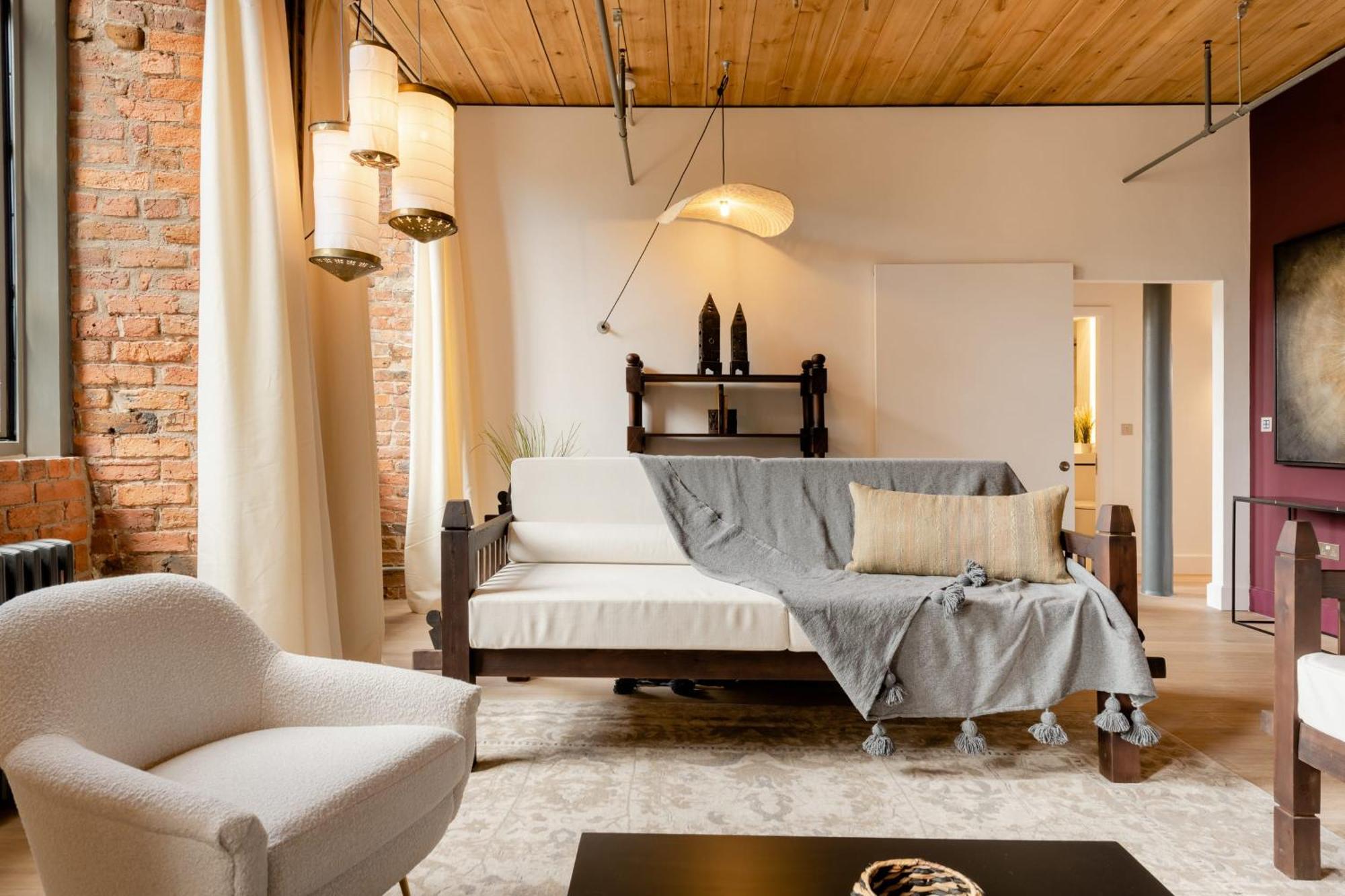 Africana By The Heim Residences Apartment