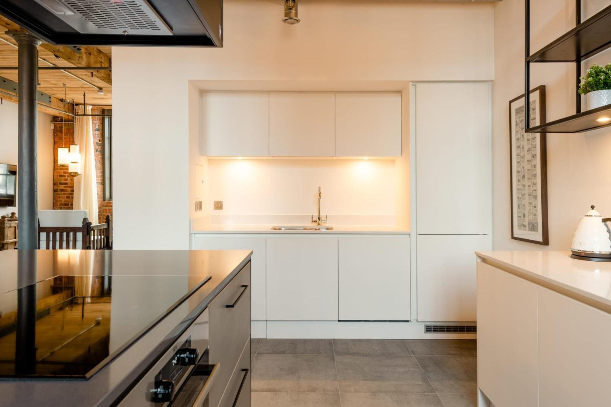 Apartment Africana By The Heim Residences Manchester