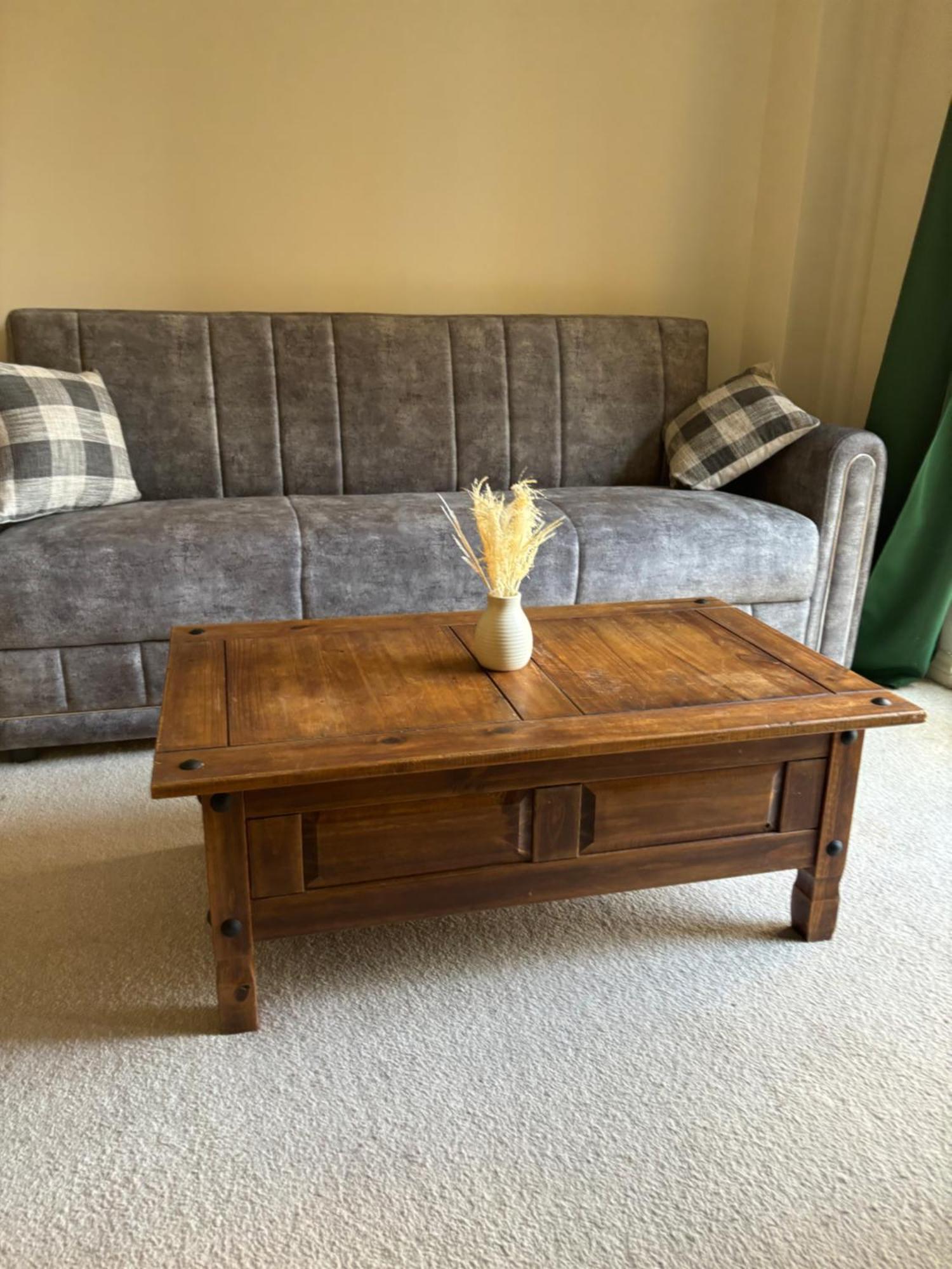 2 Bedroom Modern Salford *