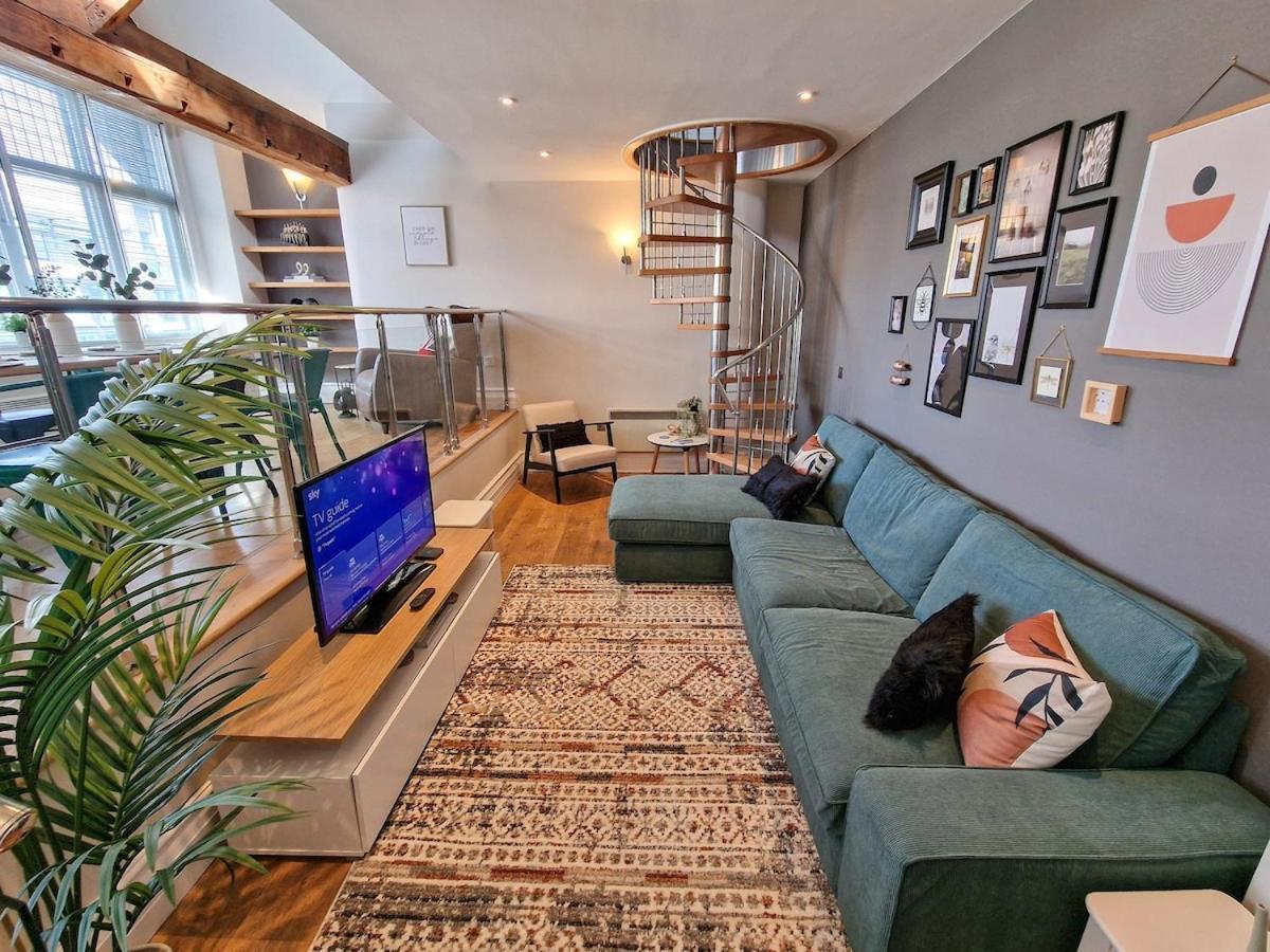 Luxury Piccadilly Duplex Flat By Superhost Holiday home *