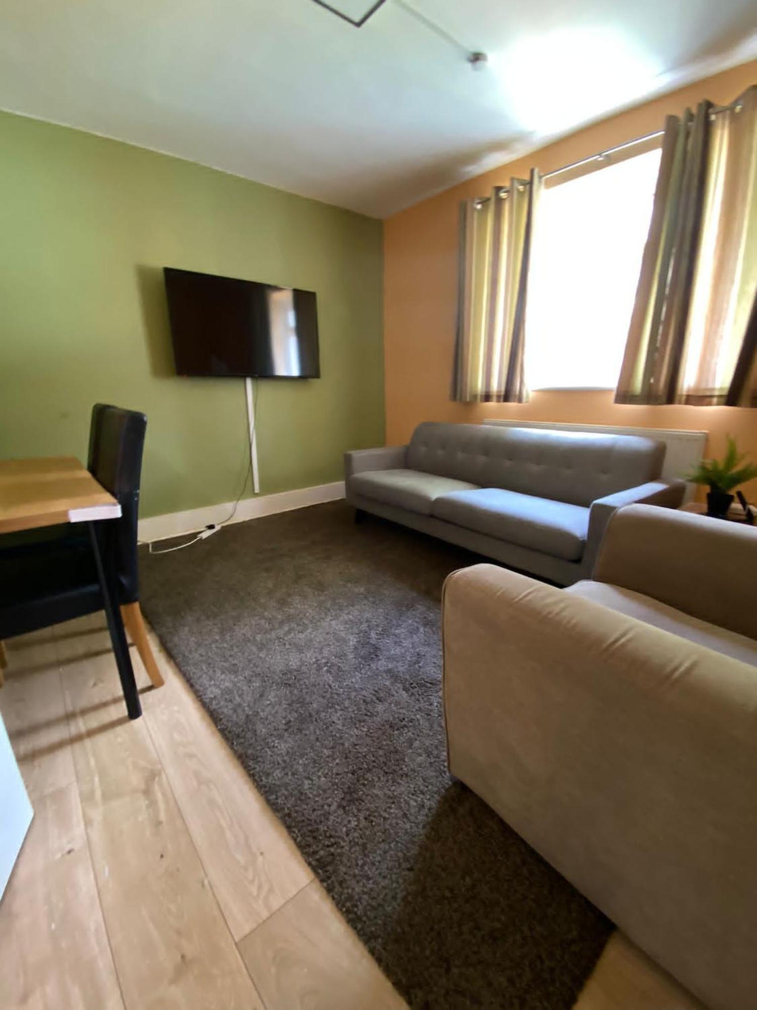Conmere Square Apartment