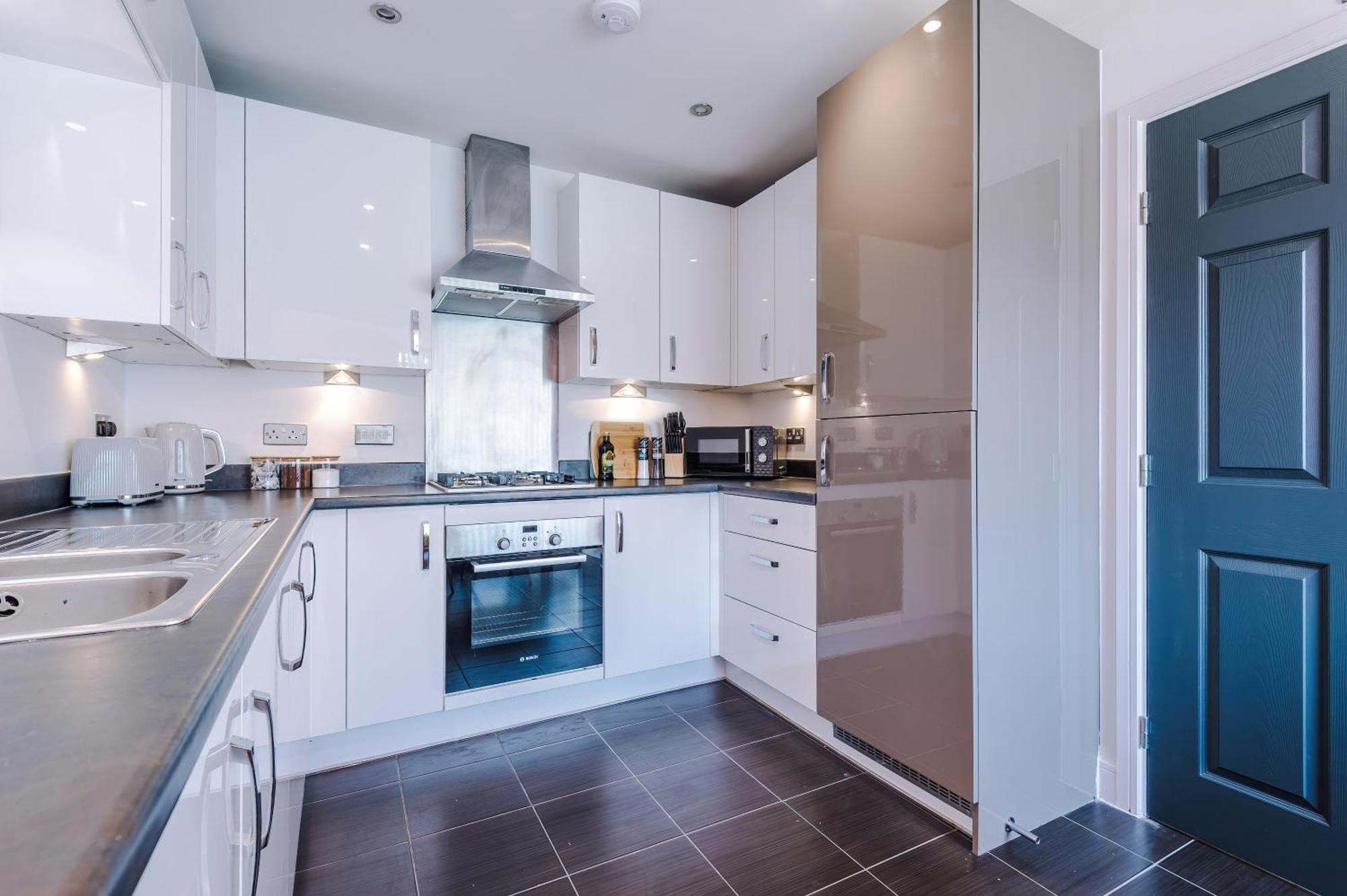 Designer House: Stadium-adjacent Villa Manchester