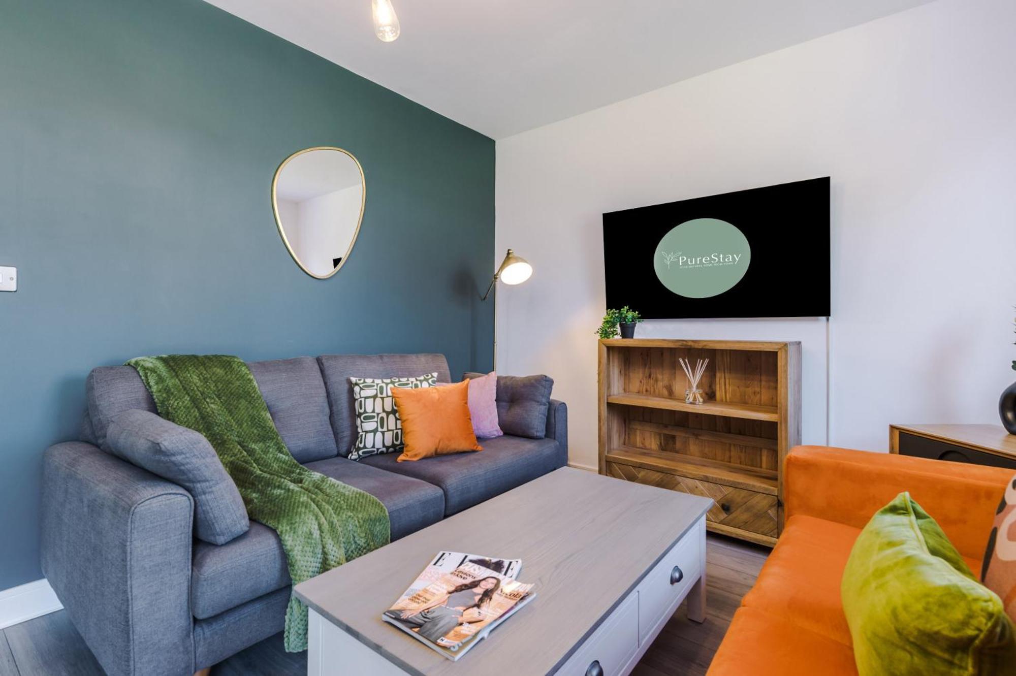 Designer House: Stadium-adjacent * Manchester