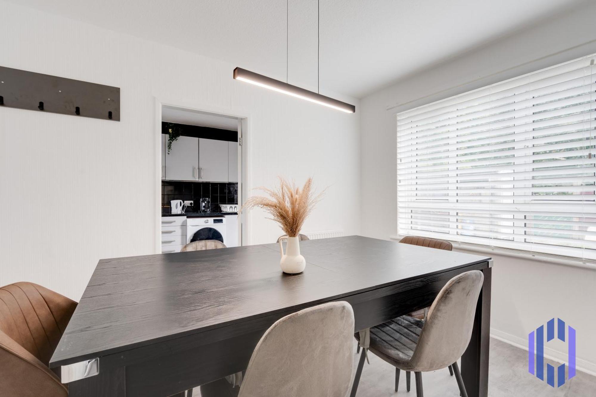 Haven Noir By Cefas - Pool Table - & Man Utd Holiday home Manchester