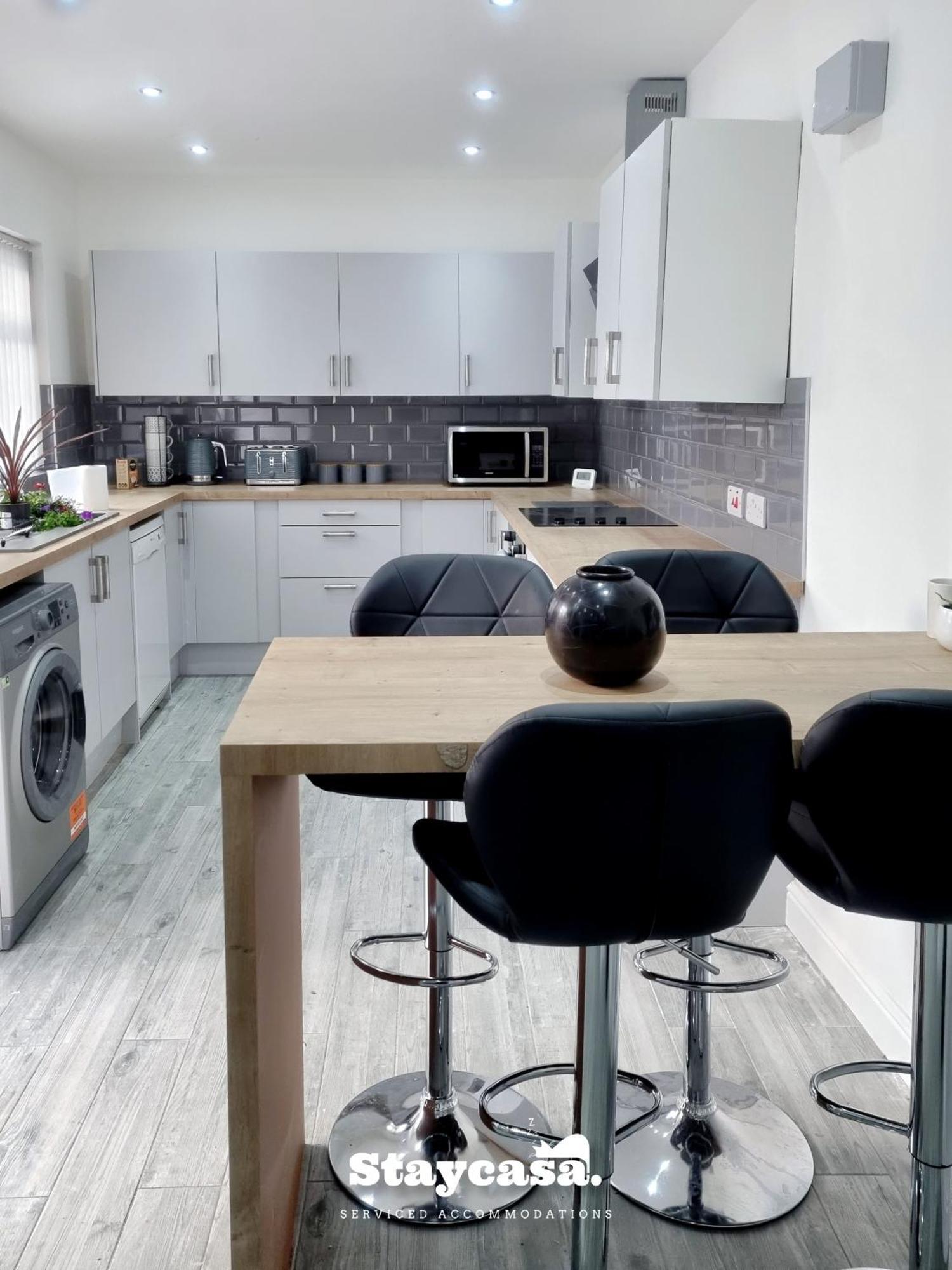 Cowesby Co-Living - Private Room Self-Cater