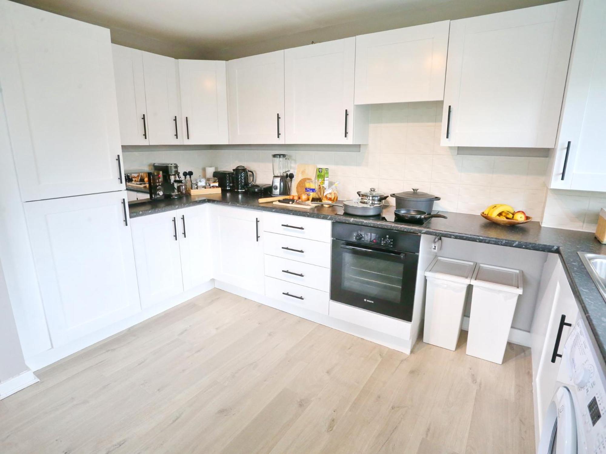 Apartment Pass The Keys Stylish Flat With Parking Close To Coop Arena