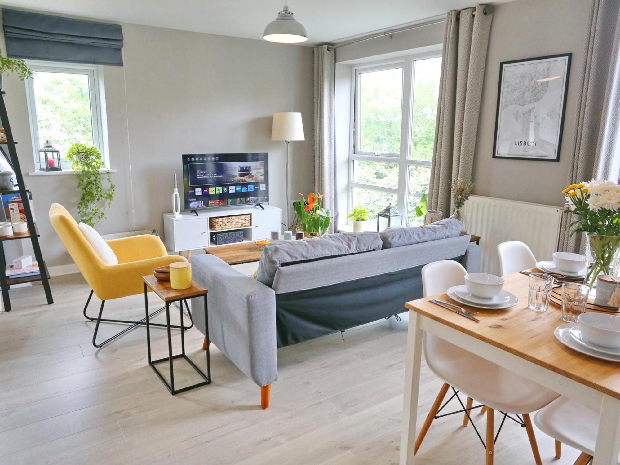 Apartment Pass The Keys Stylish Flat With Parking Close To Coop Arena *