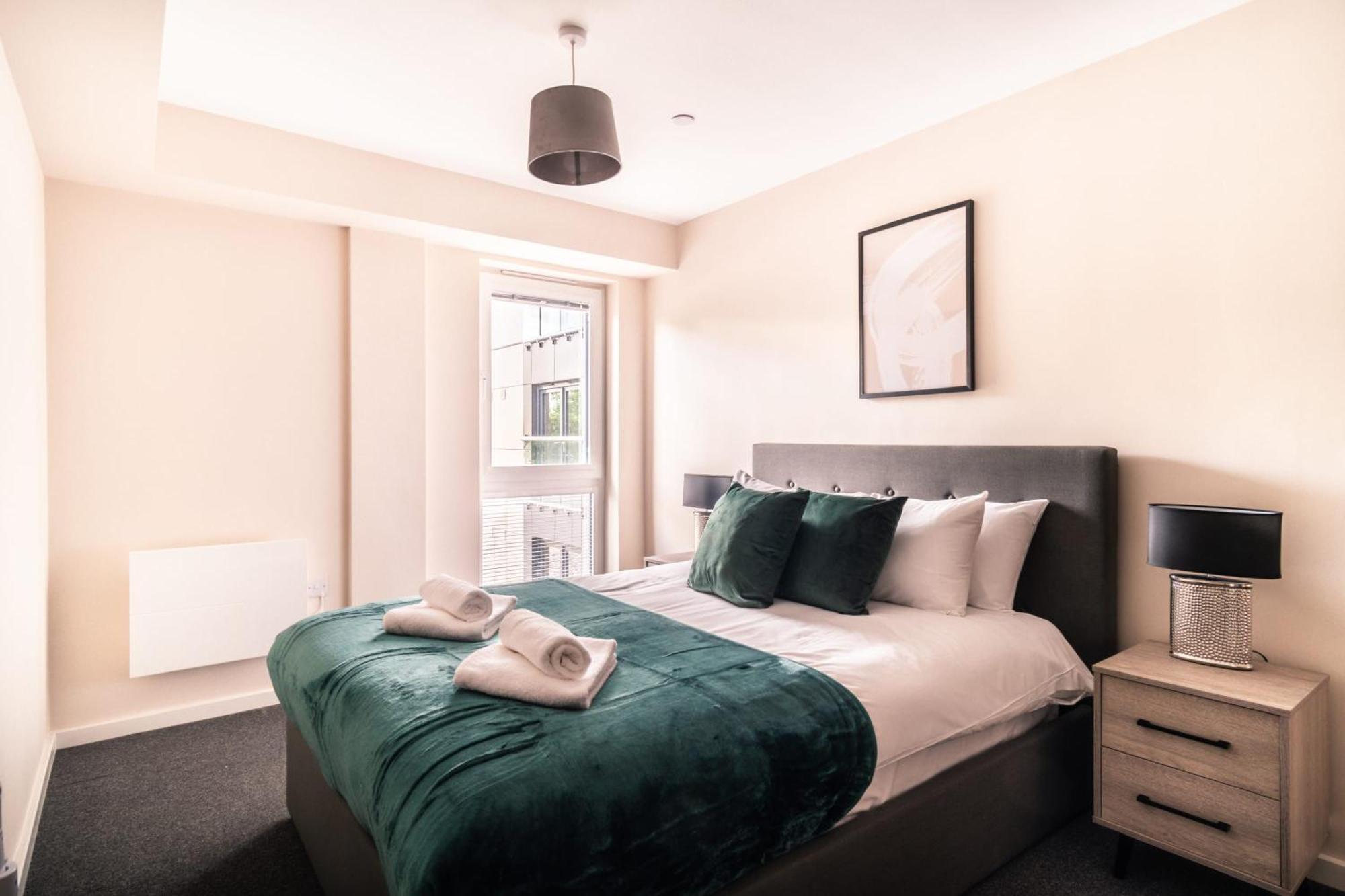 Lovely 2 Bedroom * Manchester