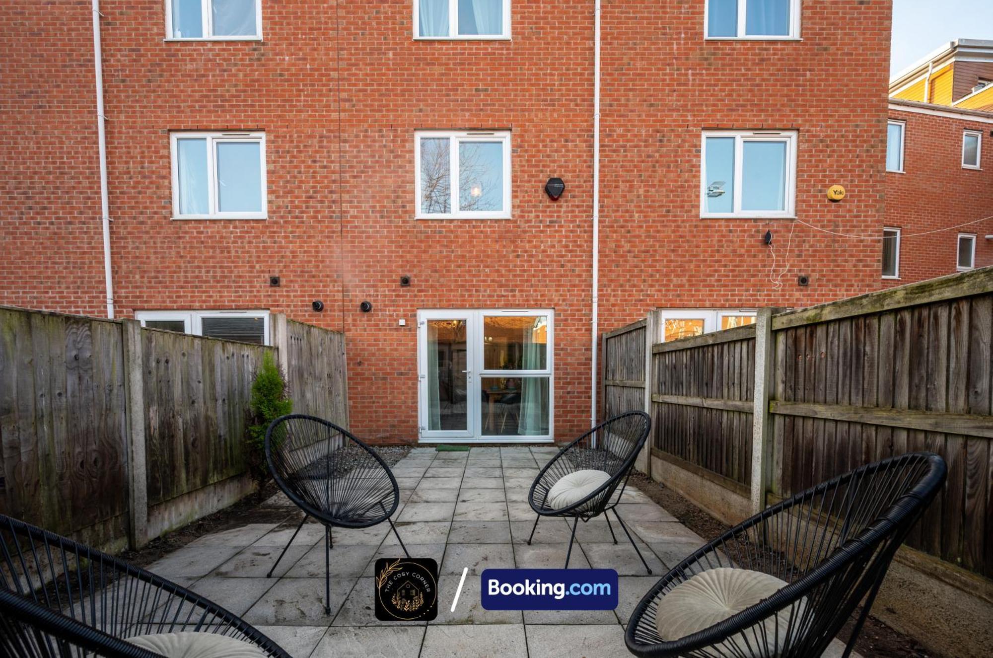 The Cosy Corner Centre House * Manchester