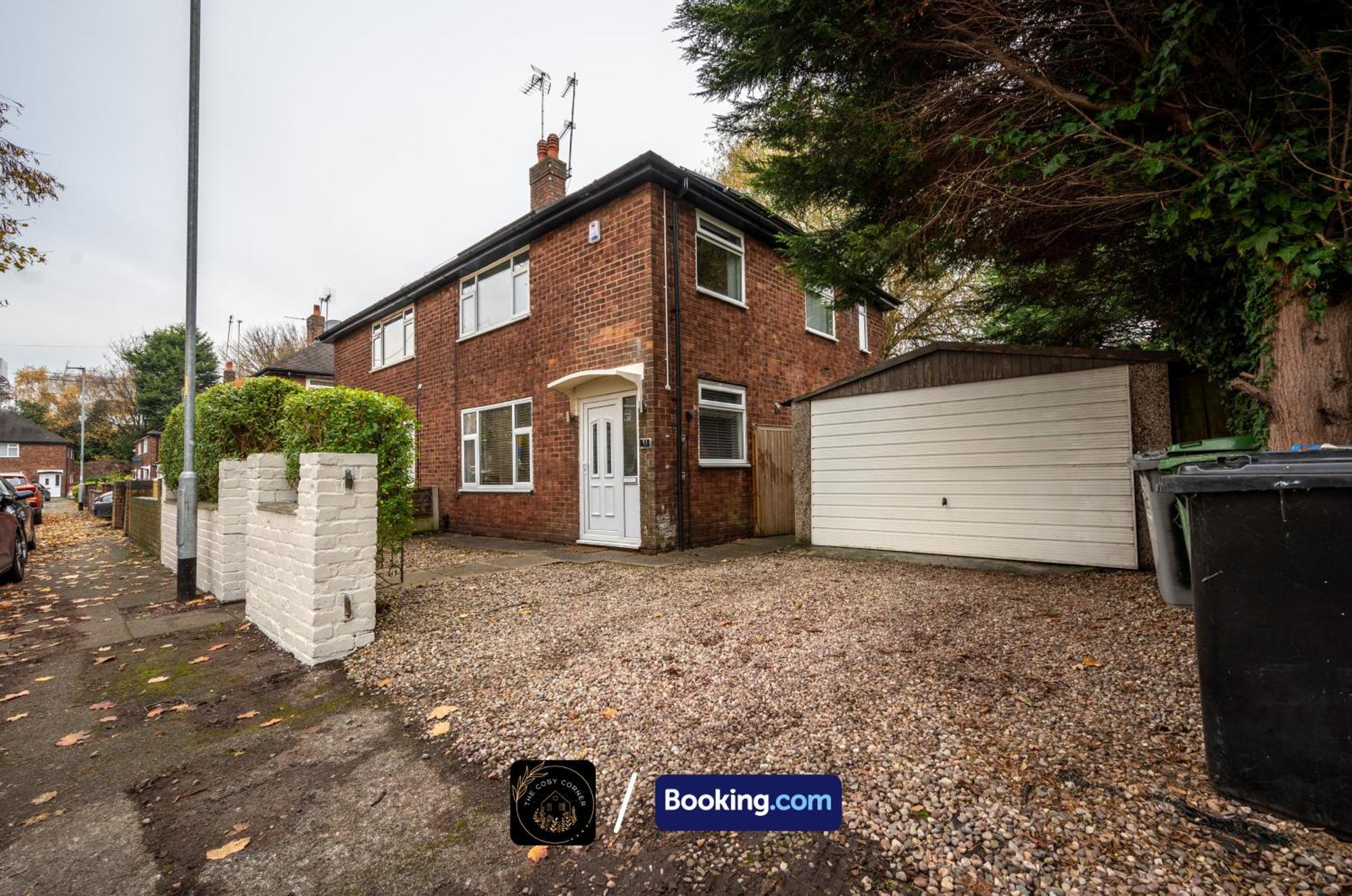 Cosy Corner: 3-bedroom House With Garden And Free Parking Apartment *