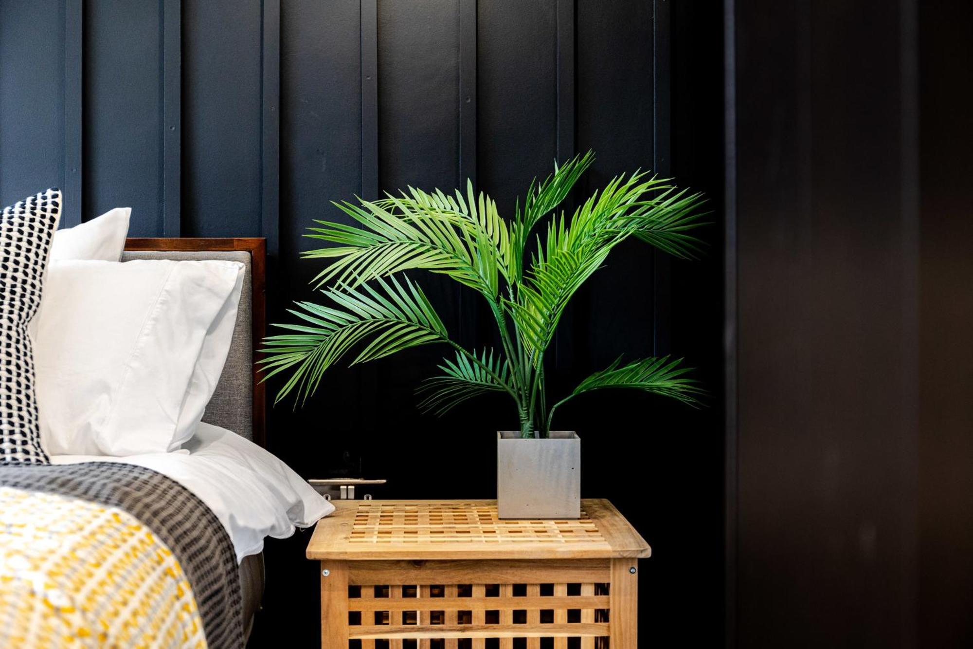 Holiday home Quayside Escape-ensuite Tranquil Within An Intimate Shared With Free Parking