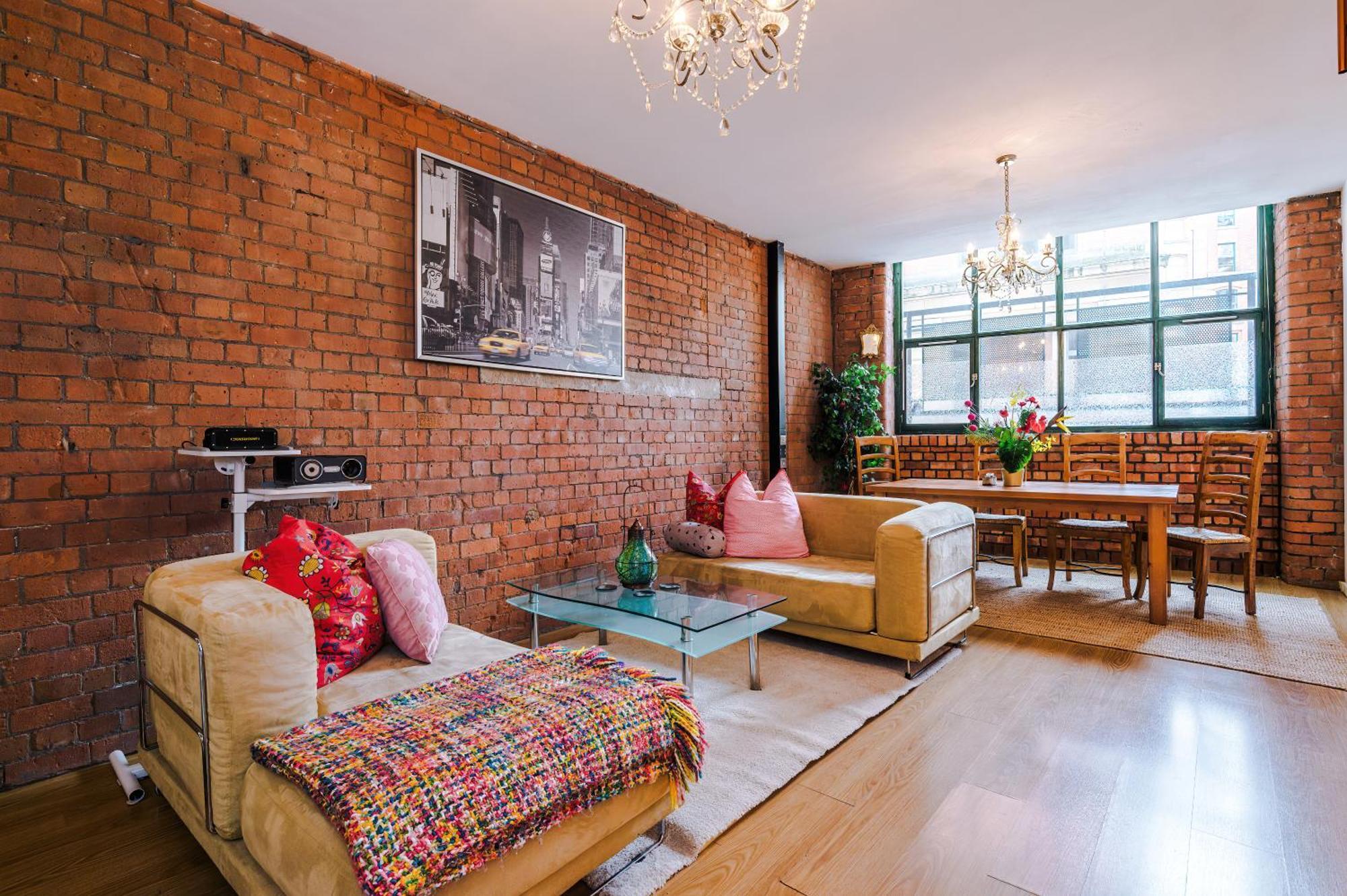 Central Northern Quarter Two Bedroom Apartment *