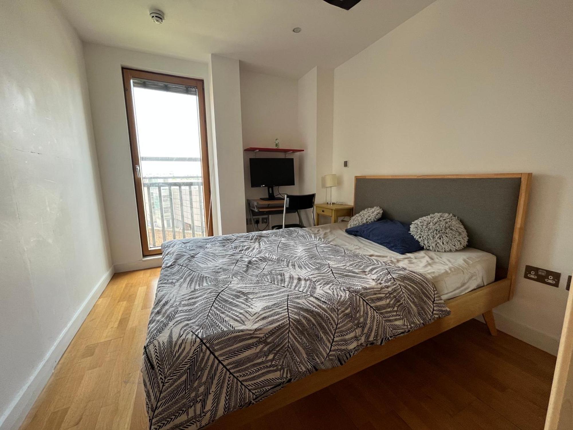 Cosy Central 2 Bed Apartment *