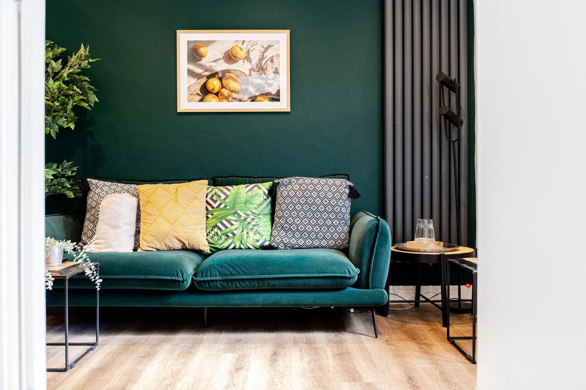 Quayside Escape- Tranquil Double In Shared With Private Free Standing Bath And Free Parking Manchester