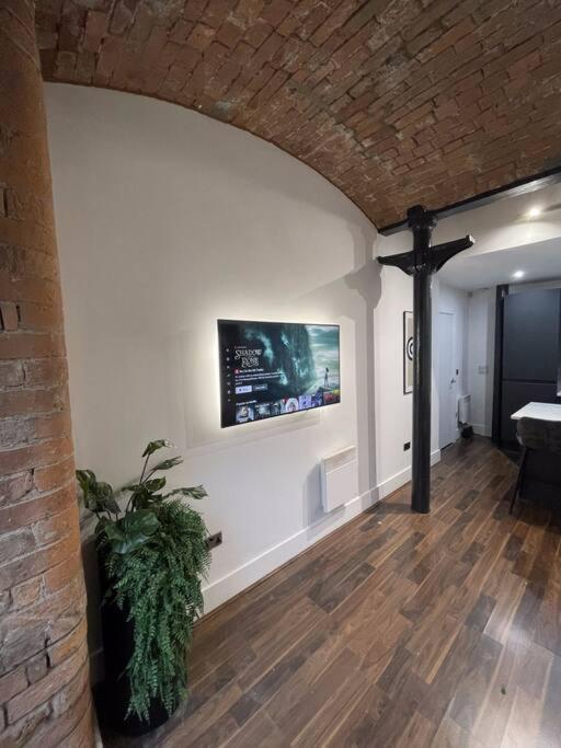 Apartment Cavern By The Heim Residences *