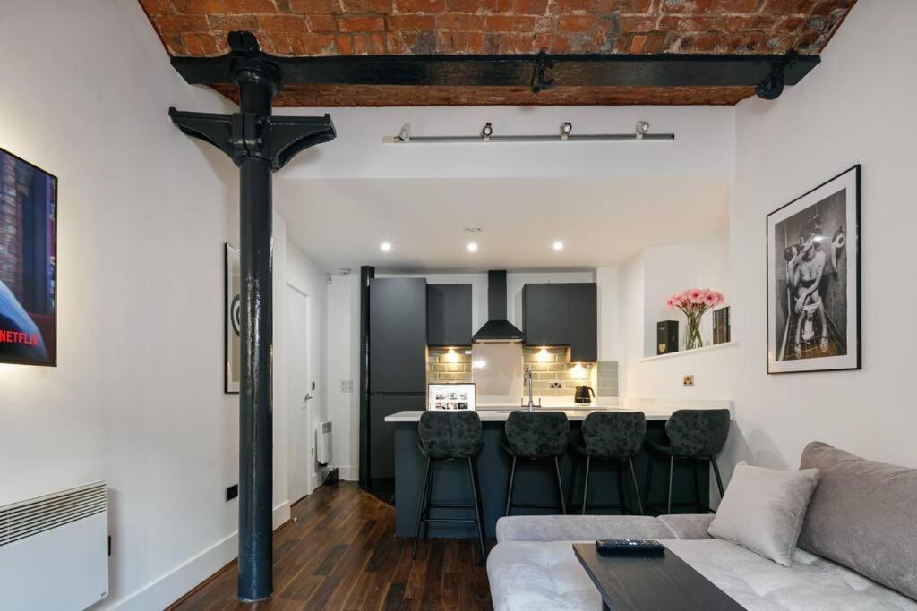 Cavern By The Heim Residences Apartment