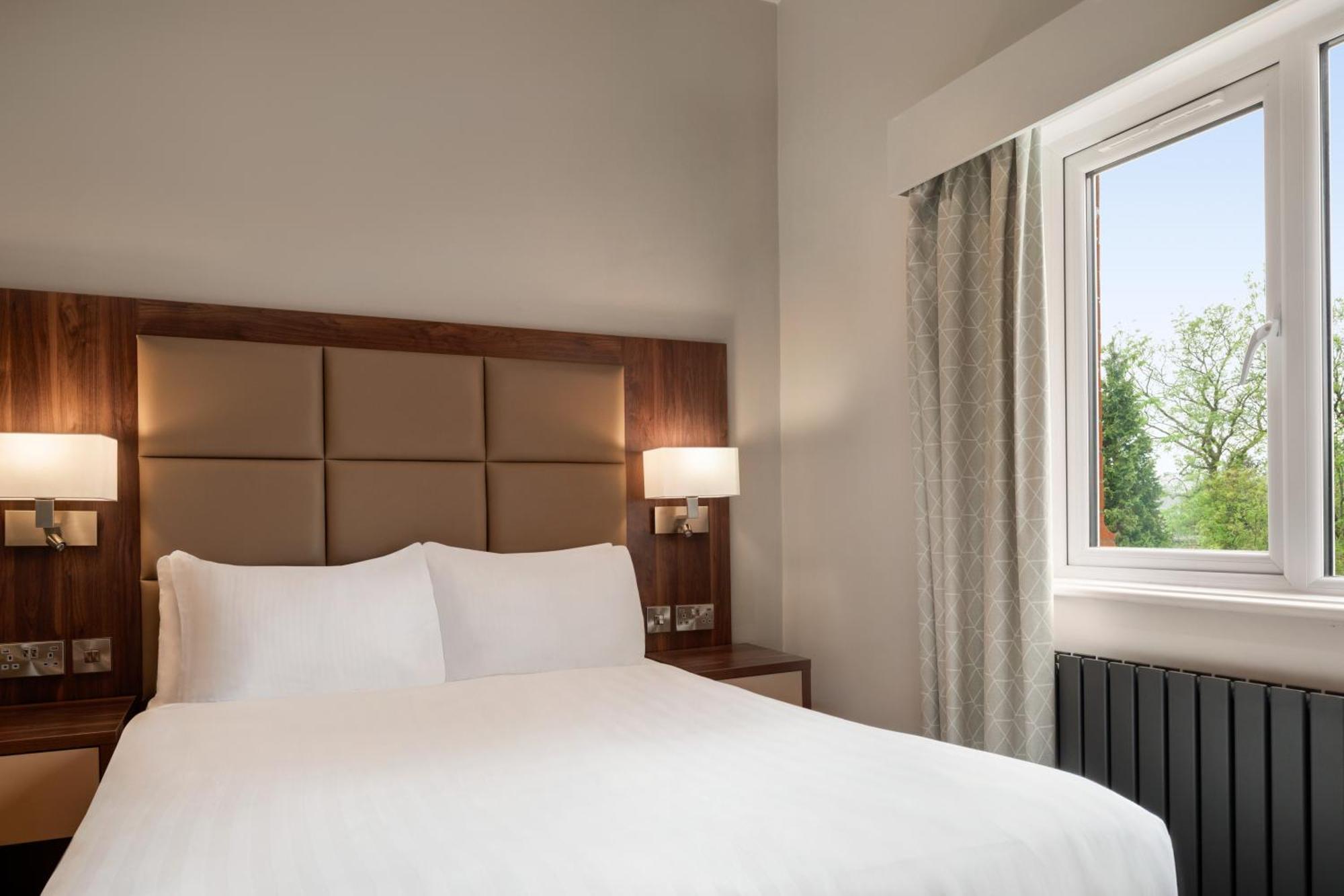Trafford Hall Manchester, Trademark Collection By Wyndham 3*