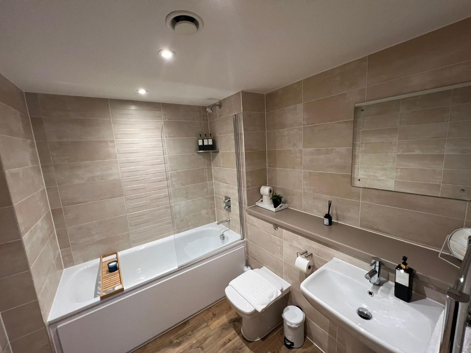 Waterside Retreat * Manchester