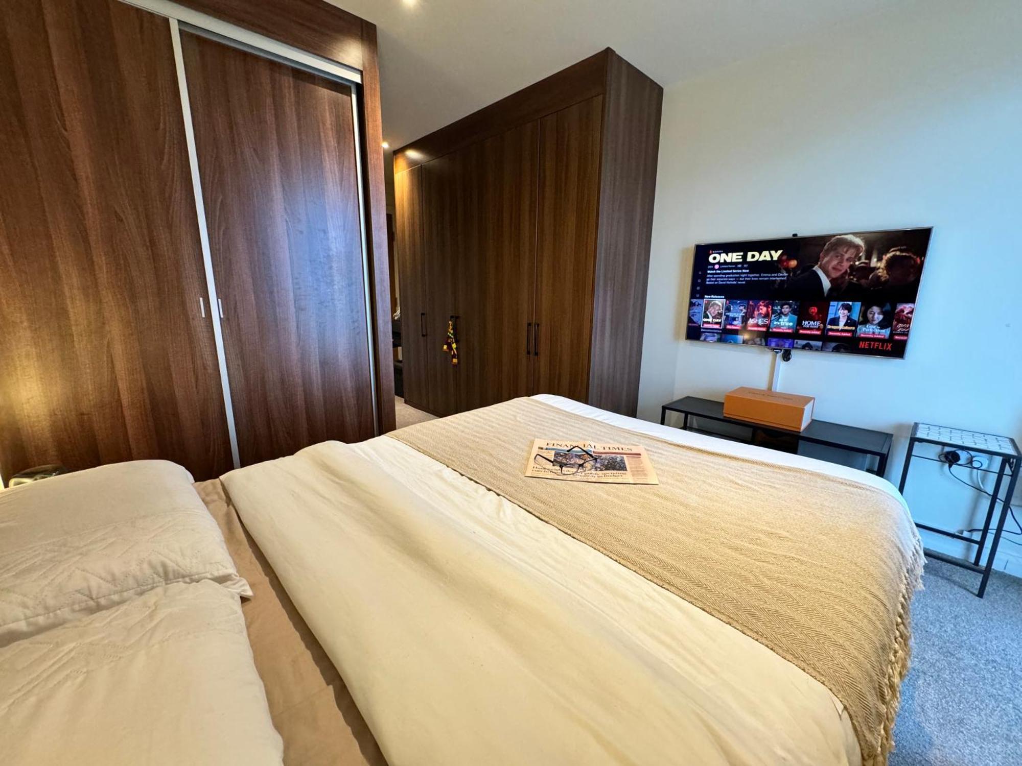 2 Bed 2 Bath Centre * Manchester