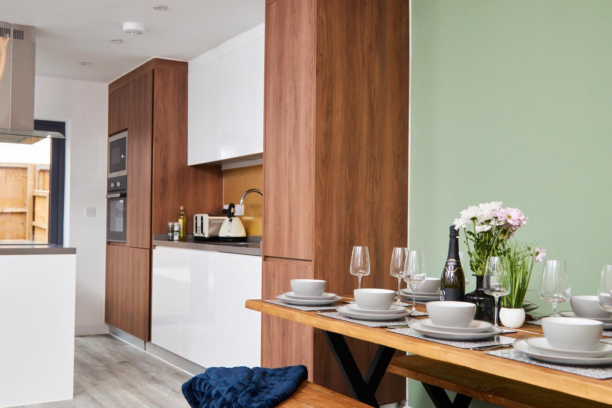 Holiday home Purestay Manchester: 5-bedroom Business Haven *