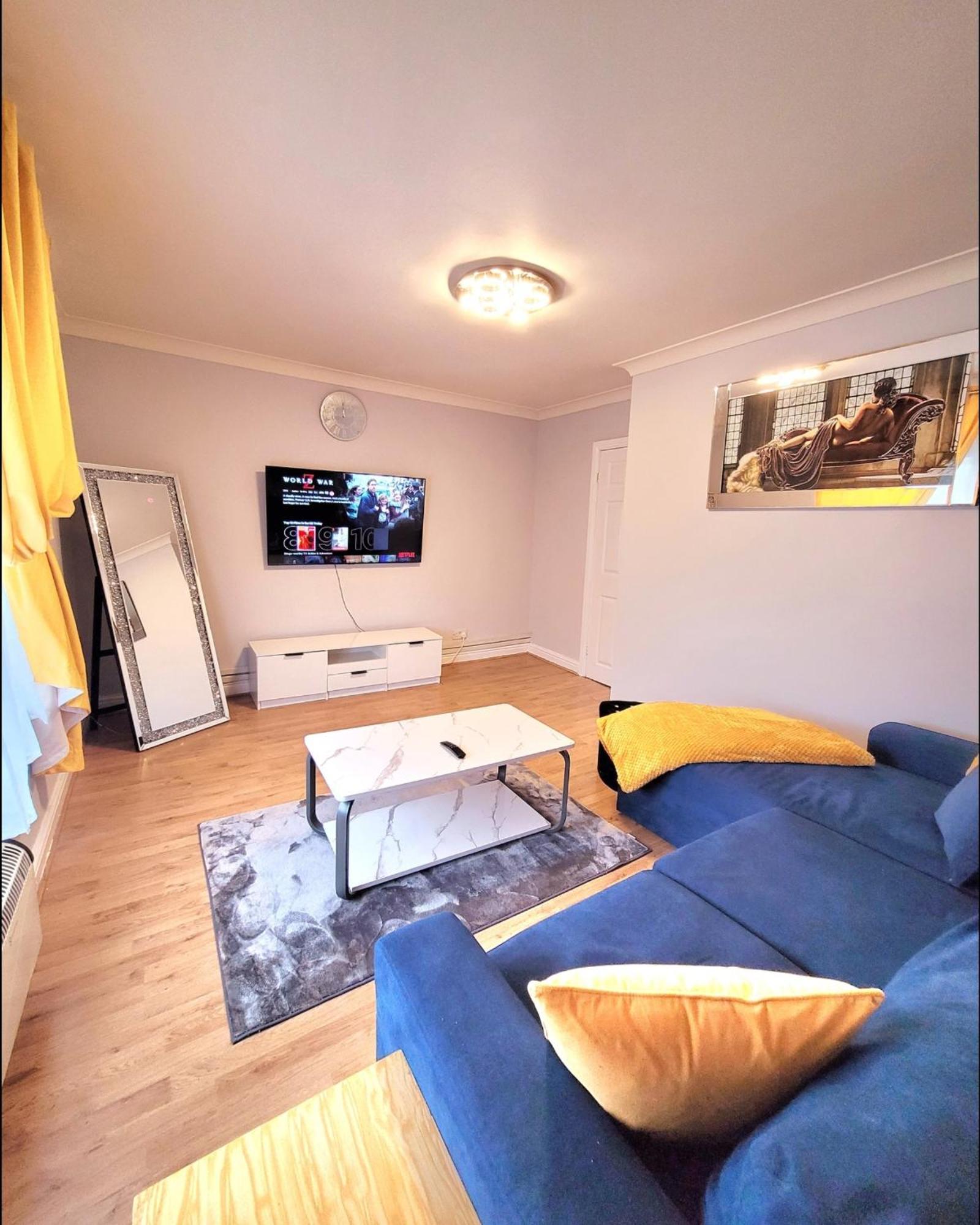 Charming Near Centre By Etihad Coop Arena Apartment *