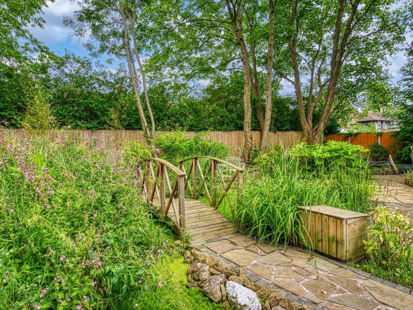Holiday home Garden In Hidden Oasis Pass The Keys Manchester