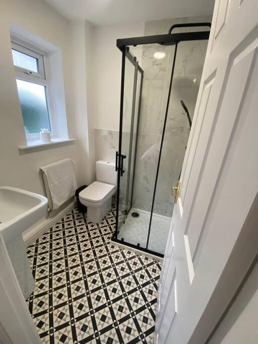 Cosy 4br In Prestwich With Free Parking Holiday home