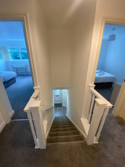 Holiday home Cosy 4br In Prestwich With Free Parking *