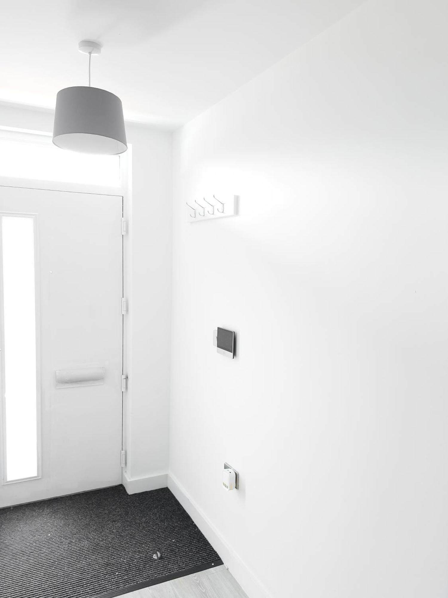 Apartment Cosy 2 Bed 2 Bath With Balcony In Salford Manchester