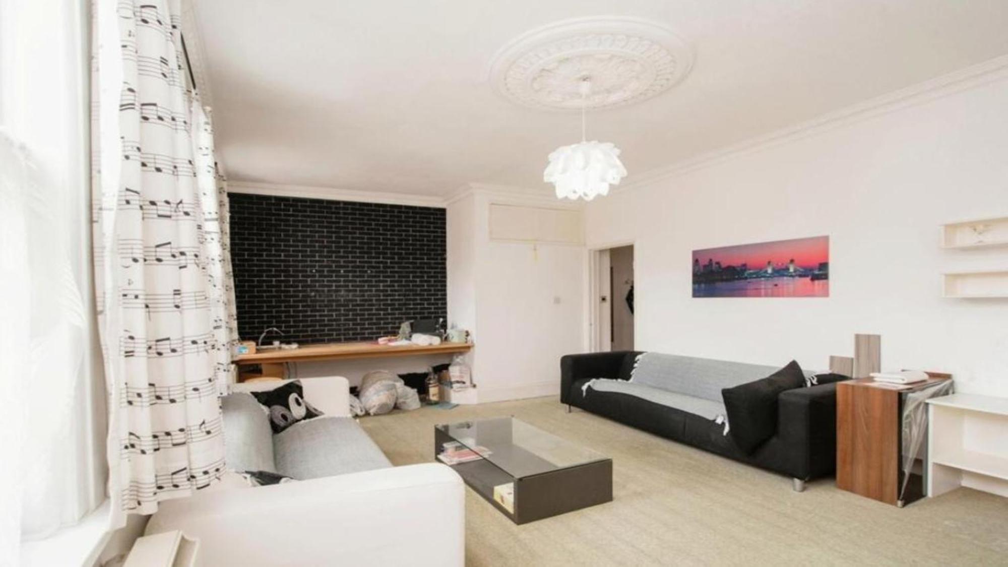 Bright 4 Beds Apartment Manchester