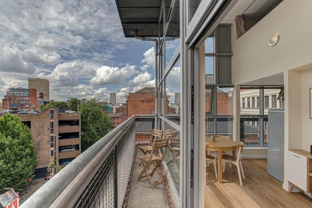 Superhost - Stunning Centre Penthouse Over Two Floors