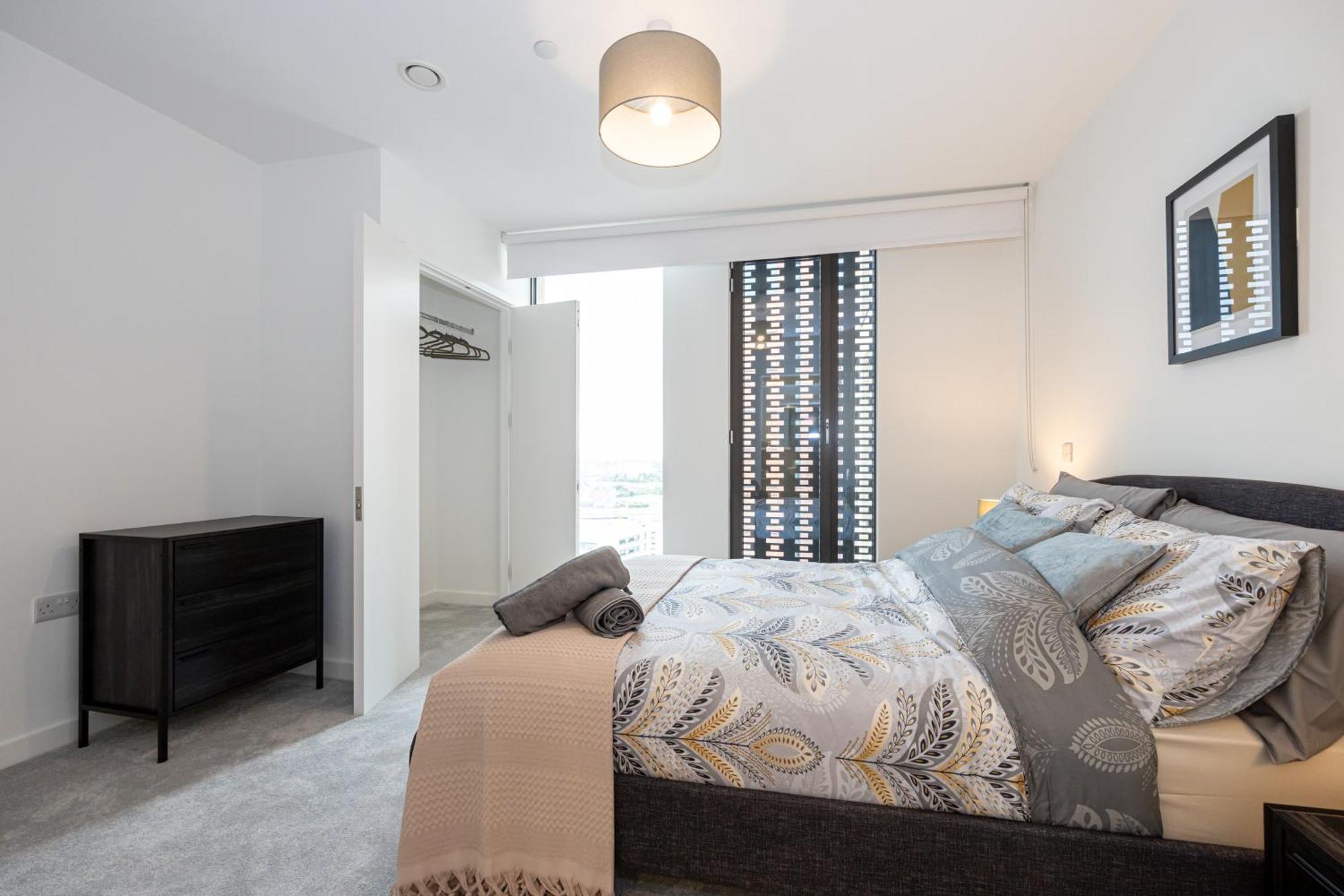 Royal Ebony By Asquare Lettings Apartment