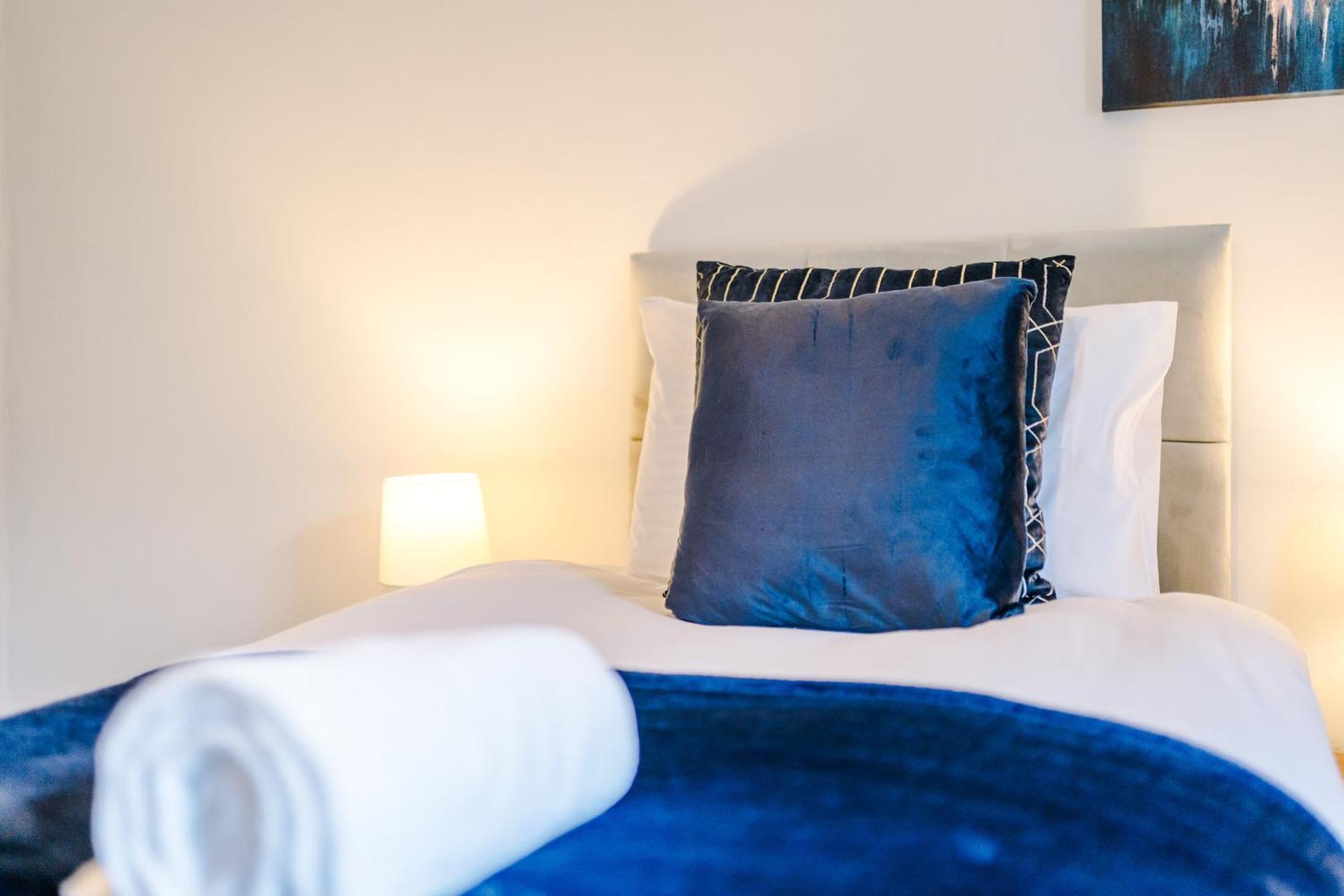 Sleek And Stylish 3 Bedroom Holiday home *